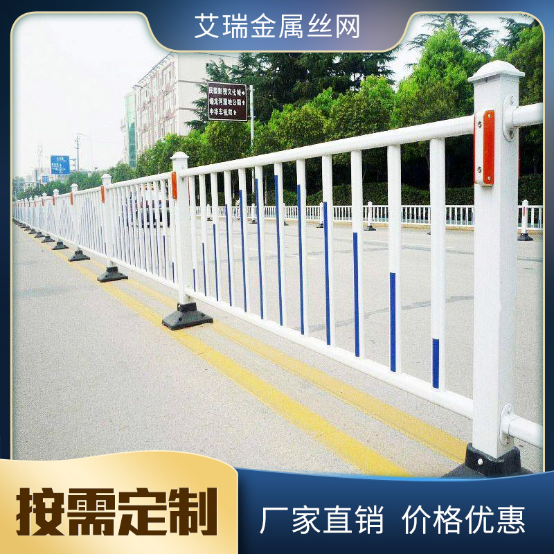 市政護(hù)欄網(wǎng) 道路防護(hù)網(wǎng)價格批發(fā)